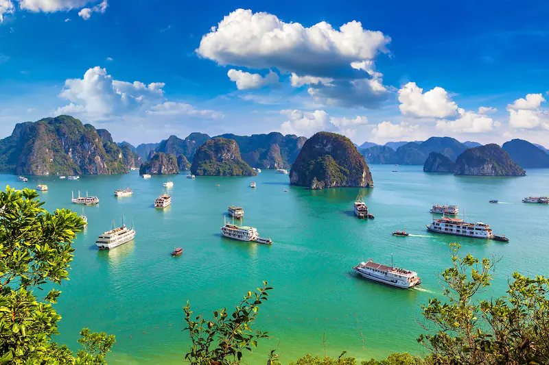 Map of Ha Long Bay is the ultimate guide to the top 10 appealing destinations in Ha Long Bay